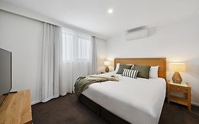 New Crossing Place Motel